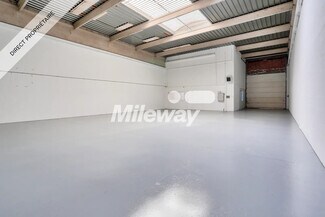 More details for 21 Avenue De La Mare, SAINT-OUEN-L'AUMONE - Office, Light Industrial to Rent