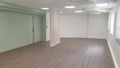 109 Boulevard De La Bataille De Stalingrad, Villeurbanne to rent Interior Photo- Image 2 of 12