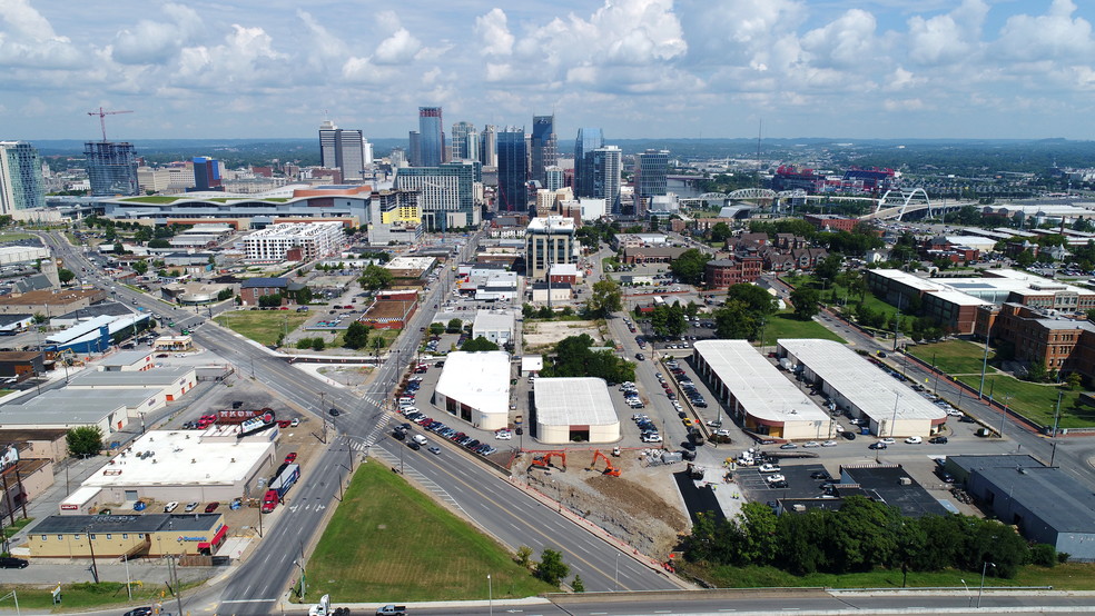 800-818 3rd Ave S, Nashville, TN for rent - Aerial - Image 2 of 4