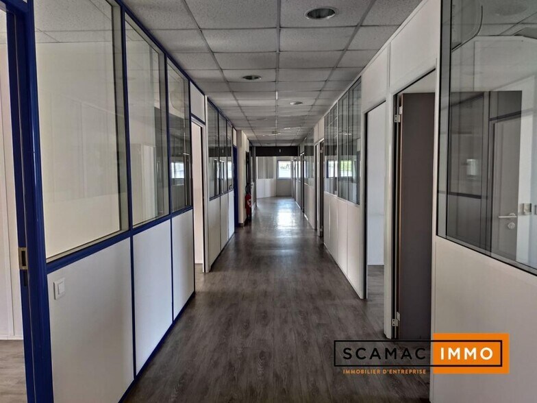Light Industrial in MORANGIS for sale - Building Photo - Image 3 of 8
