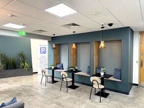 Stockport Rd, Cheadle to rent Interior Photo- Image 1 of 7