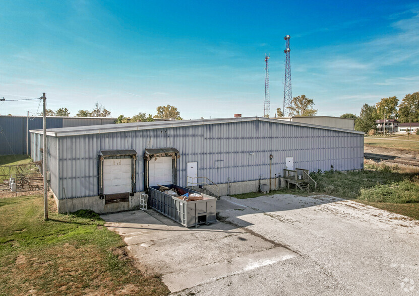 908-918 E Franklin St, Hartford City, IN for sale - Primary Photo - Image 1 of 1