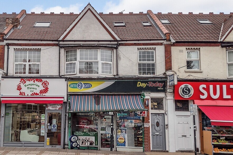 658 High Rd, London for sale - Primary Photo - Image 1 of 1
