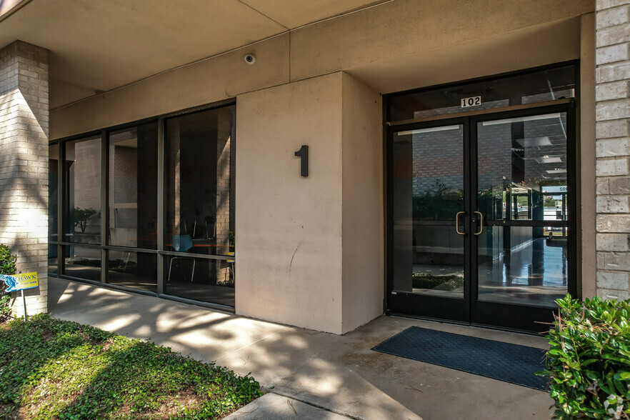 13500 Midway Rd, Farmers Branch, TX for rent - Building Photo - Image 3 of 20