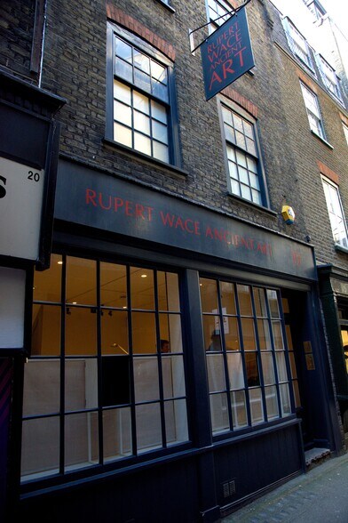 19 Crown Passage, London for sale - Building Photo - Image 1 of 1