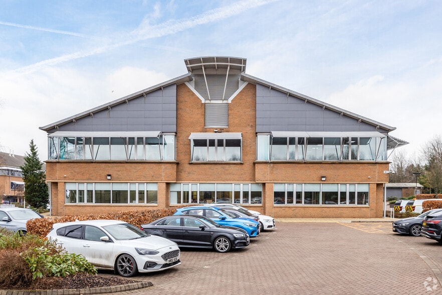 3 Dove Wynd, Bellshill to rent - Building Photo - Image 3 of 11