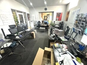 Main St S, Leeds to rent Interior Photo- Image 2 of 6