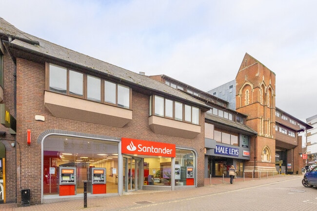 More details for High St, Aylesbury - Office to Rent