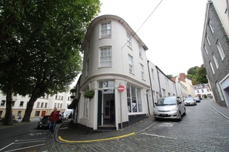 Trinity Sq, Guernsey for rent Primary Photo- Image 1 of 2