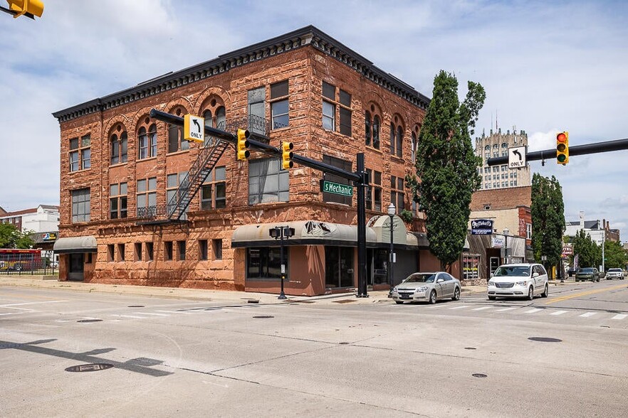 100 W Washington Ave, Jackson, MI for sale - Building Photo - Image 3 of 22