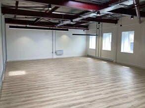 Womanby St, Cardiff to rent Interior Photo- Image 2 of 5