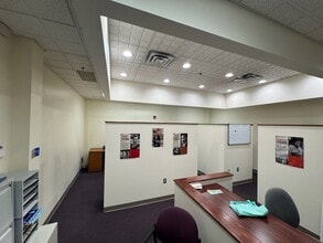 559 Main St, Bethlehem, PA to rent Interior Photo- Image 2 of 6