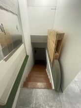 Retail in Madrid, Madrid to rent Interior Photo- Image 1 of 4