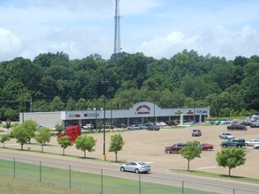 2310 Iowa Blvd, Vicksburg, MS for rent Building Photo- Image 1 of 3