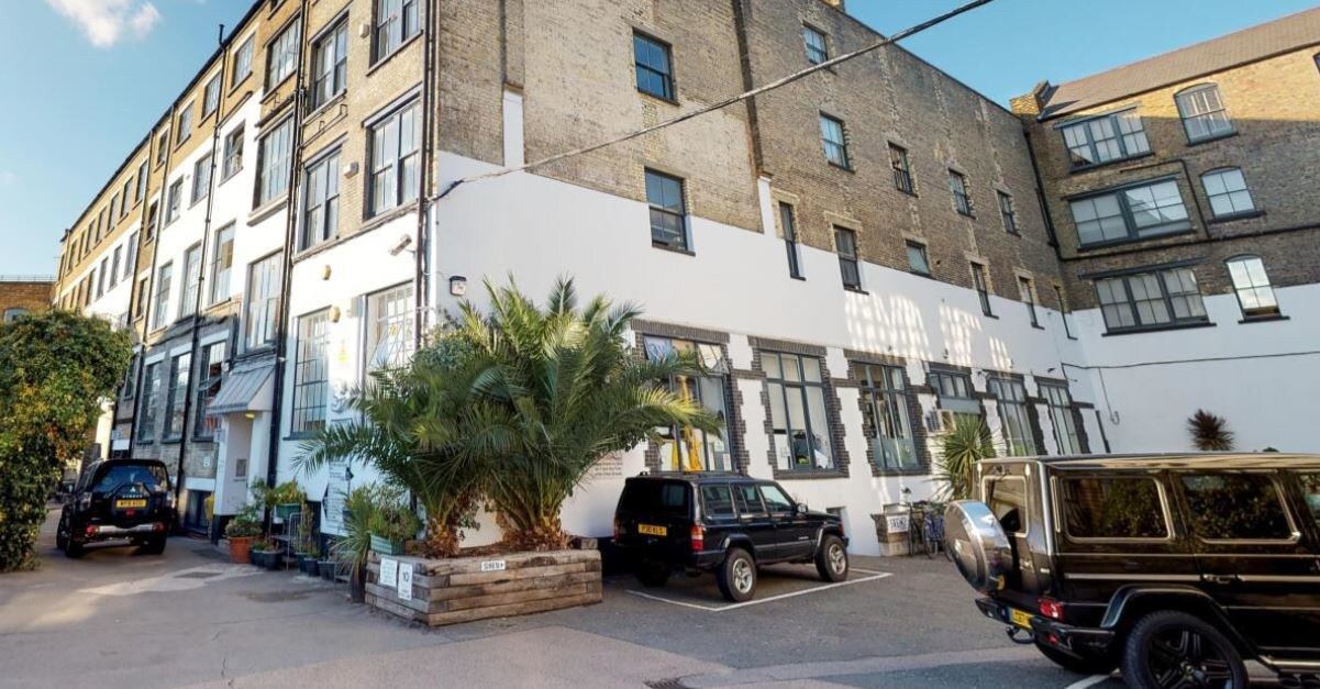 190A New North Rd, London for sale Building Photo- Image 1 of 1