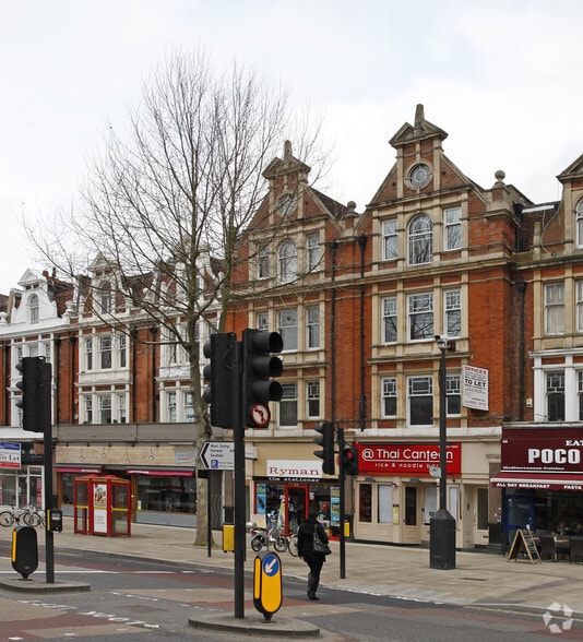 26 New Broa, London to rent - Building Photo - Image 2 of 3