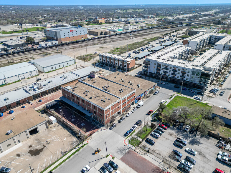 201 S Calhoun St, Fort Worth, TX for rent - Building Photo - Image 1 of 14