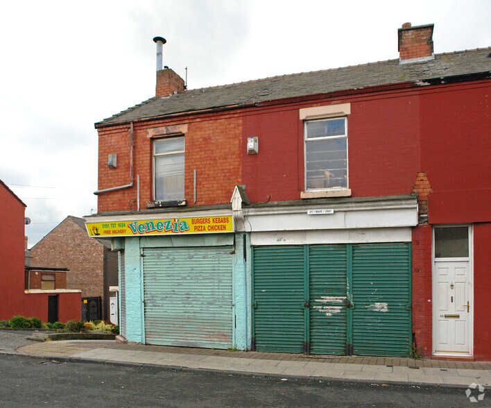 90 Cockburn St, Liverpool to rent - Building Photo - Image 3 of 8