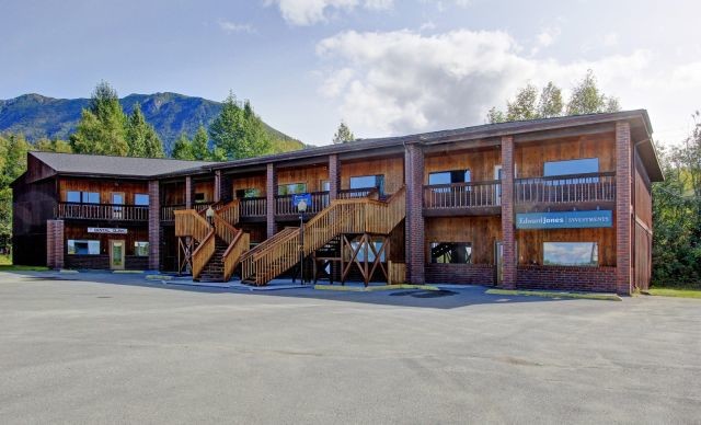 20905 Eastside Dr, Chugiak, AK for sale - Primary Photo - Image 1 of 1