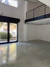 Office / Retail in Tarragona, Tarragona to rent Interior Photo- Image 1 of 18