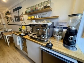 63 Clerk St, Edinburgh to rent Interior Photo- Image 2 of 4