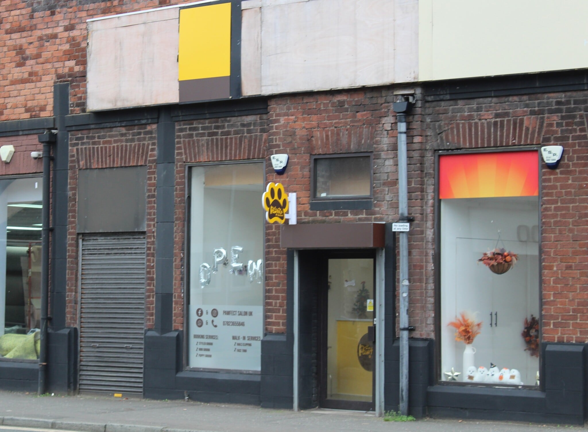 207 Dalrymple St, Greenock to rent Building Photo- Image 1 of 1