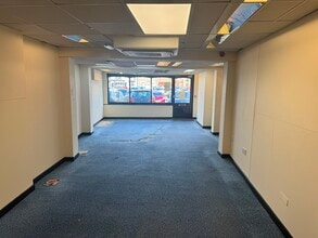 17 High St, Middlesbrough to rent Interior Photo- Image 1 of 3