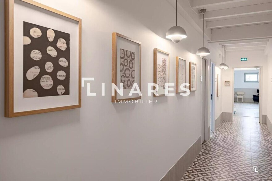 Office / Medical in Marseille to rent - Interior Photo - Image 3 of 8