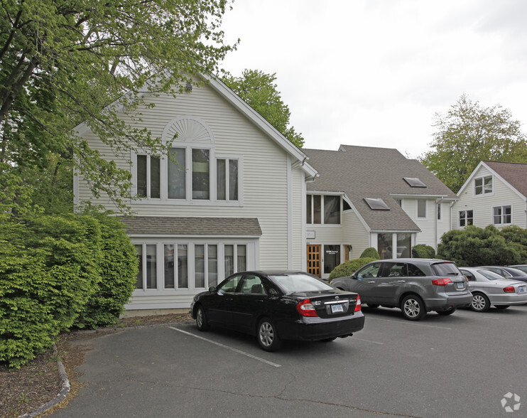 991-995 Post Rd E, Westport, CT for rent - Building Photo - Image 2 of 10