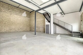 More details for 5 Rue Marguerite Aumerle, Persan - Light Industrial for Sale