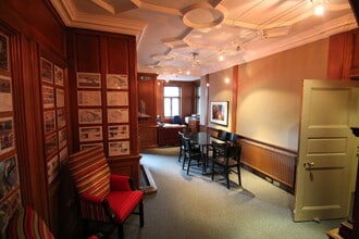 Belford Rd, Edinburgh to rent Interior Photo- Image 1 of 4