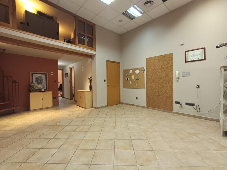 Retail in Córdoba, Córdoba for sale - Interior Photo - Image 1 of 39