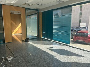 Office / Retail in Sant Andreu de la Barca, Barcelona to rent Interior Photo- Image 2 of 11