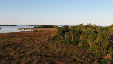 Yankeetown Island 2, Yankeetown, FL for sale Primary Photo- Image 1 of 1