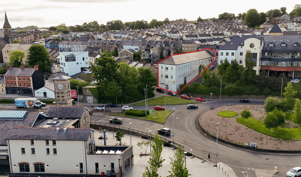 2 Distillery Brae, Londonderry for sale - Primary Photo - Image 1 of 12