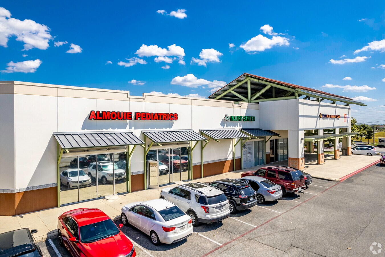 4130 S New Braunfels Ave, San Antonio 78223 McCreless Market UK