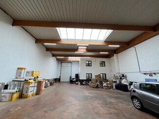 More details for 58 Avenue Des Bruyères, Décines-Charpieu - Light Industrial to Rent