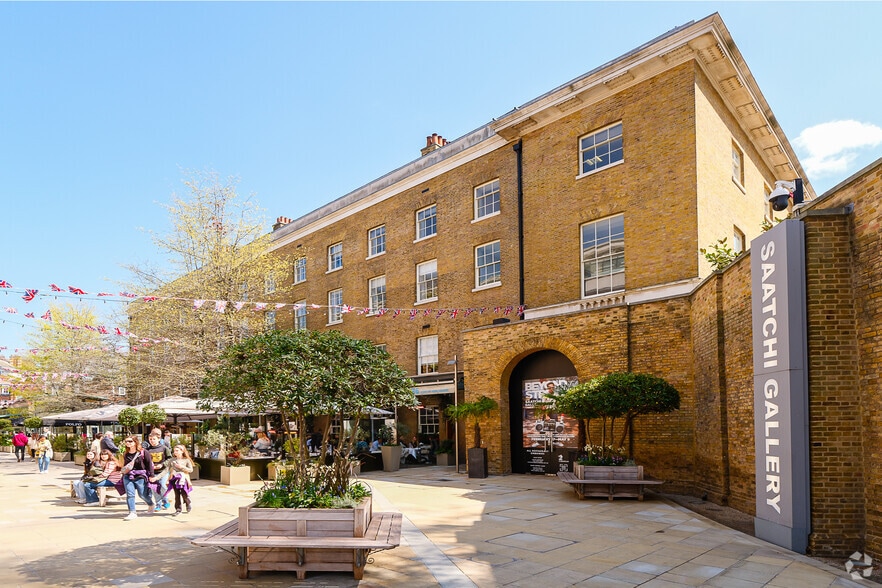 86 Duke Of York Sq, London to rent - Building Photo - Image 1 of 4