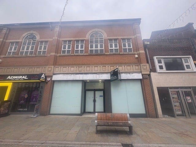 133-135 Dalton Rd, Barrow In Furness to rent Building Photo- Image 1 of 27