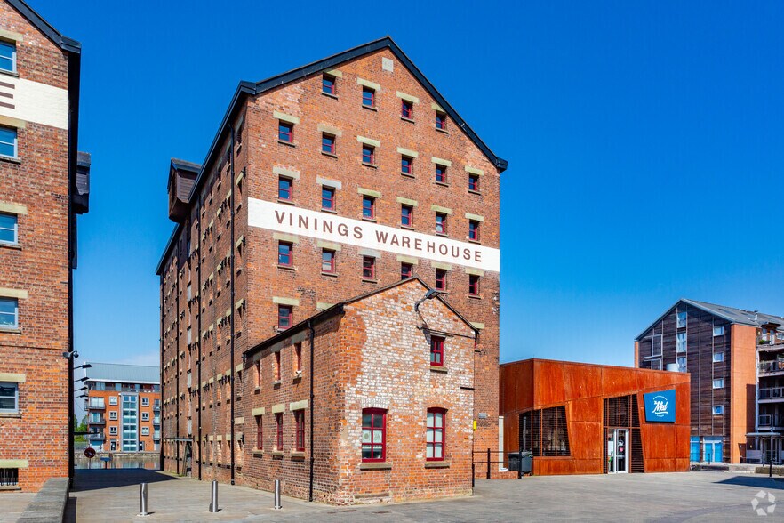 The Docks, Gloucester for sale - Primary Photo - Image 1 of 1