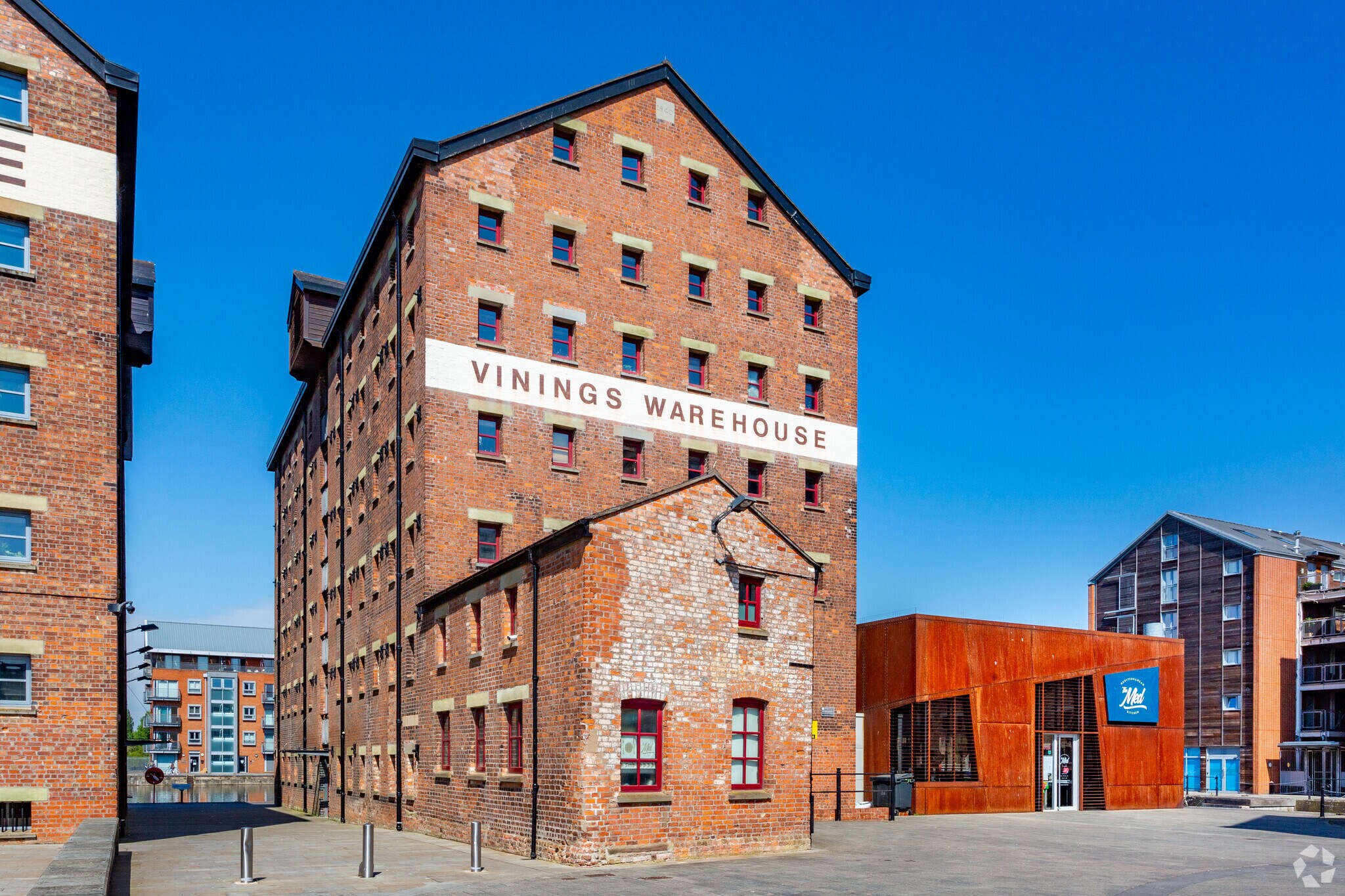 The Docks, Gloucester for sale Primary Photo- Image 1 of 1