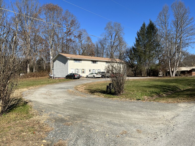 126 Creekside Dr, Murphy, NC for sale - Primary Photo - Image 1 of 1