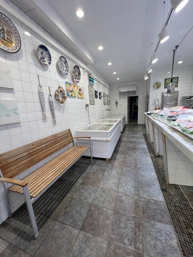 Sabadell, BAR 08203 - - - Interior Photo - Image 1 of 2