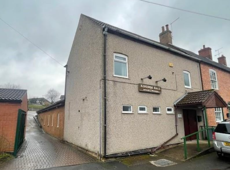 9 Bescar Ln, Newark for sale - Primary Photo - Image 1 of 1