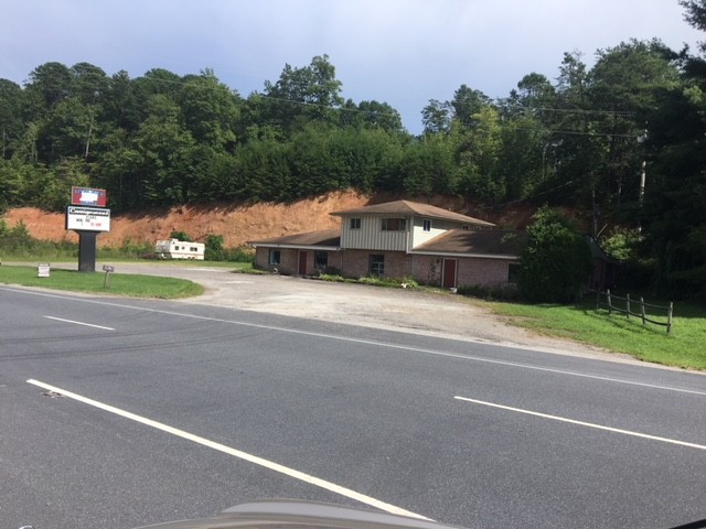 4041 Highway 19, Bryson City, NC for sale - Primary Photo - Image 1 of 1