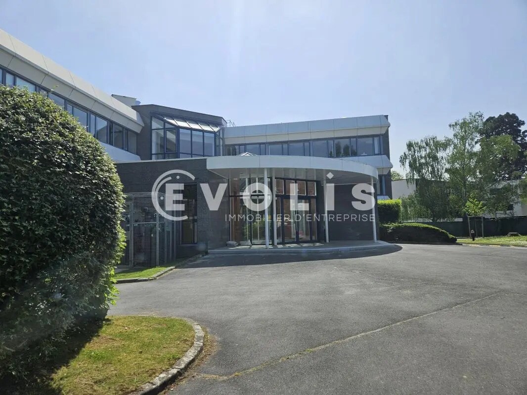 17B Avenue Des Andes, Les Ulis to rent Building Photo- Image 1 of 9