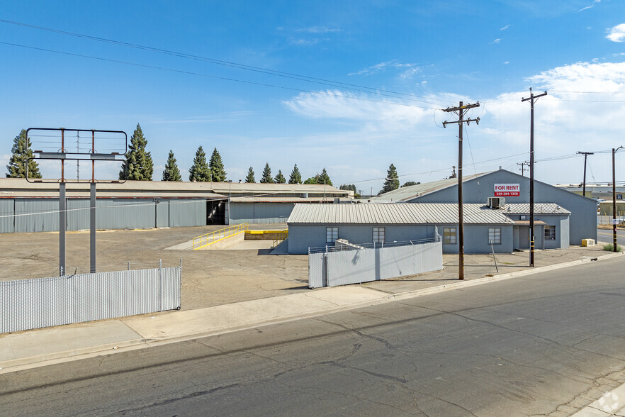 3200 E Central Ave, Fresno, CA for rent - Building Photo - Image 1 of 11