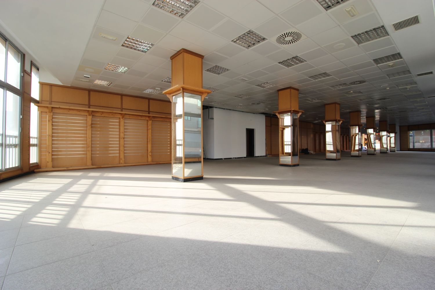 Calle Bruno Pérez Medina, 1, Arucas, Las Palmas to rent Primary Photo- Image 1 of 17