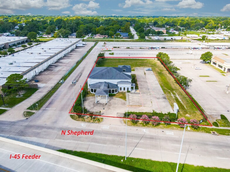 7929 N Shepherd Dr, Houston, TX for sale - Building Photo - Image 1 of 1