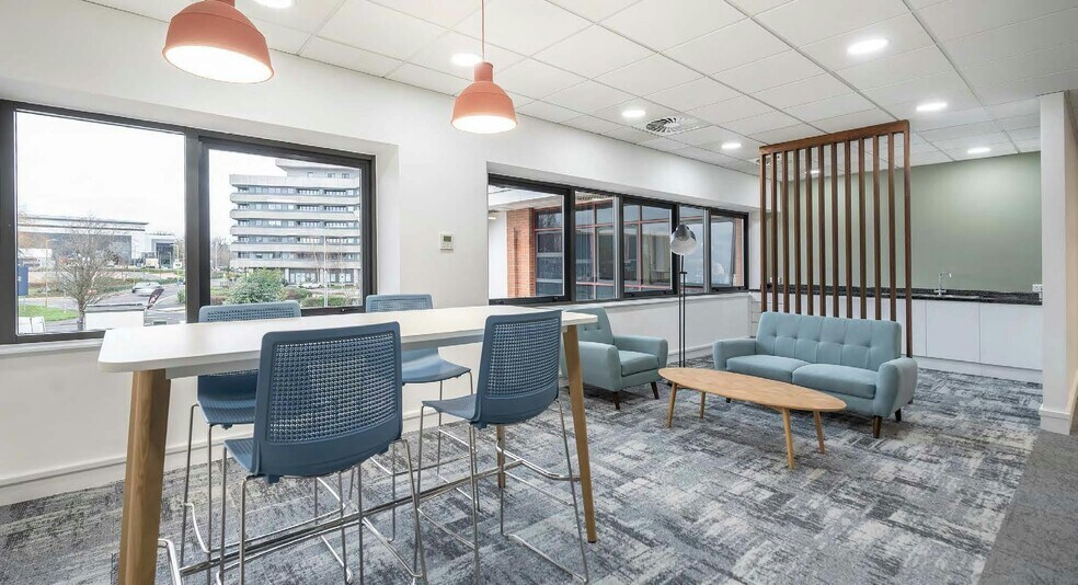 Elstree Way, Borehamwood to rent - Interior Photo - Image 3 of 25